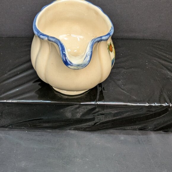 Vernon Ware By Metlox GIGI Handpainted Stoneware Creamer 679 Made in California - Picture 3 of 8